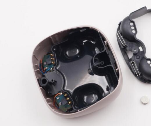 3Pin 充電針的藍牙耳機充電倉